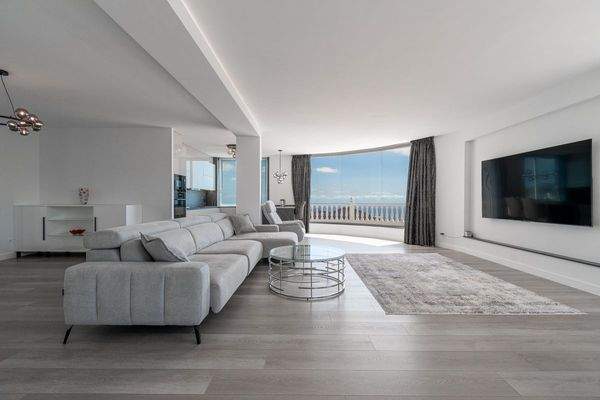 Essbereich und Wohnbereich