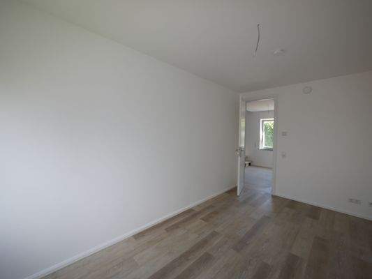 Arbeits-/Kinderzimmer I