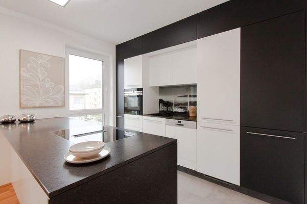 5 ETW Mauthausener Str. Enns Kü 1b