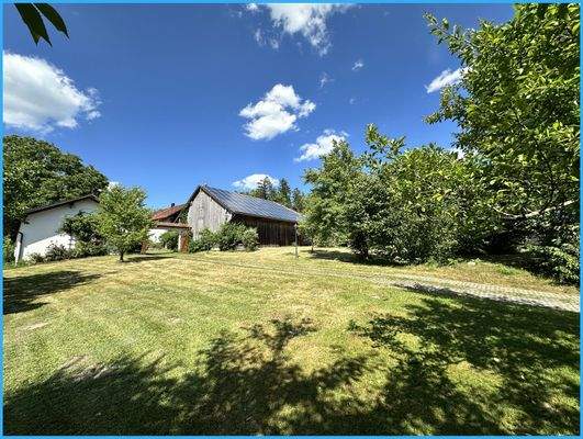 Parkähnliches Grundstück