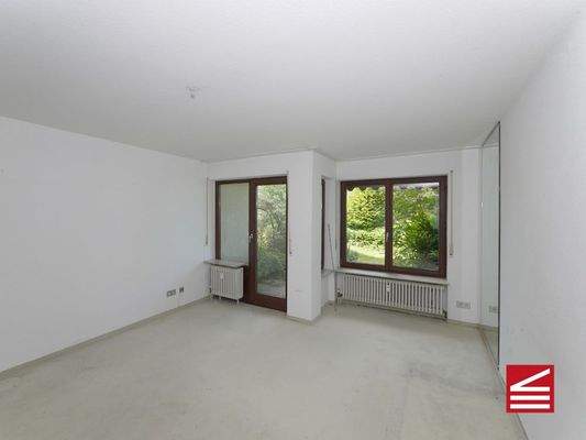 Erker mit seitlicher Scheibe