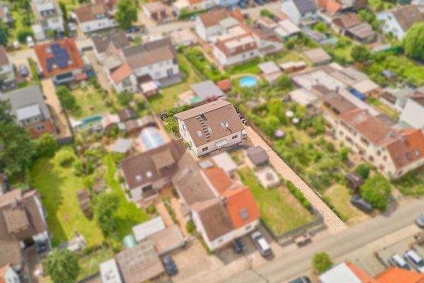 Einfahrt mit Abstellmöglichkeit für ein Auto