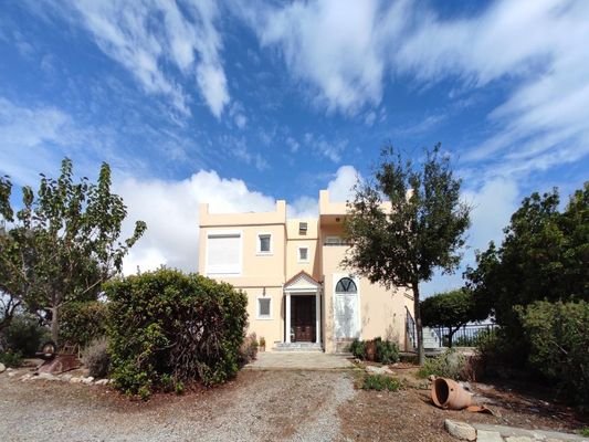 Kreta, Atsipopoulo: Schöne geräumige Villa mit Meerblick und Bergblick zu verkaufen