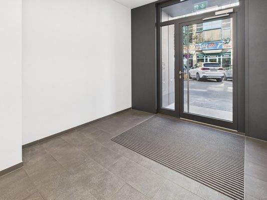 Eingangsbereich EG -1-