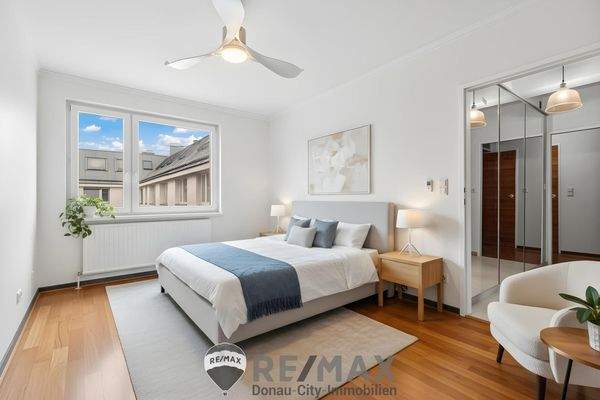 Schlafzimmer gestagt II