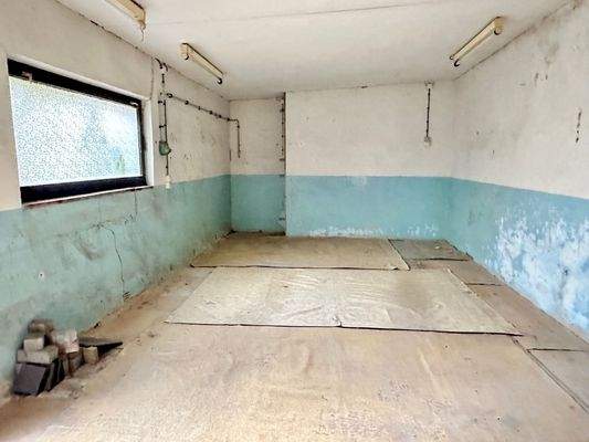 Blick in die große Garage