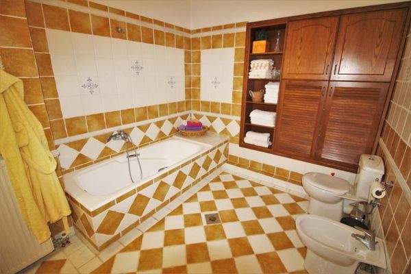 Luxuriöse Villa mit atemberaubendem Panoramablick