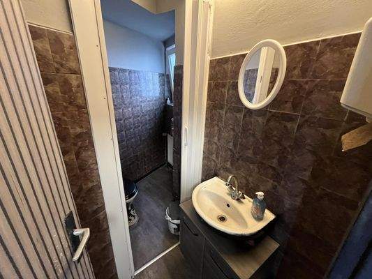 EG links - Pizzeria Sanitär