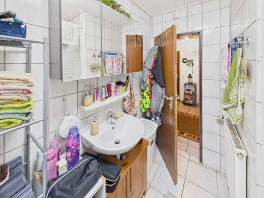 CAM01223G0-PR0177-STILL033