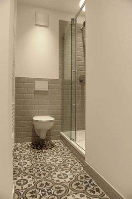 FE 19, WE 6,2_OG, Bad 2