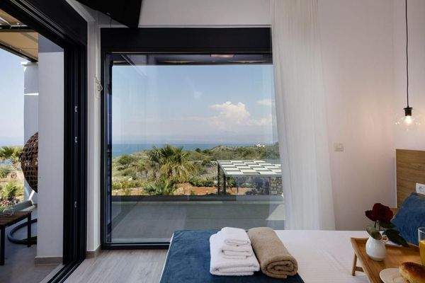 Kreta, Kefalas: Erstaunliche Steinvilla mit Meerblick und Pool zu verkaufen