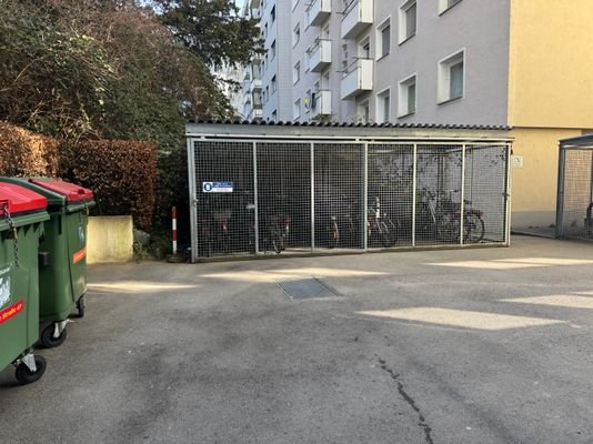 Hochhaus Melanie_Radbox.jpg