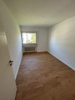 Kinderzimmer renoviert.jpeg