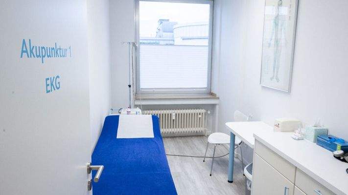 Akupuntur- und EKGraum