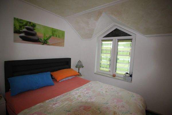 4-OG Schlafzimmer (2)