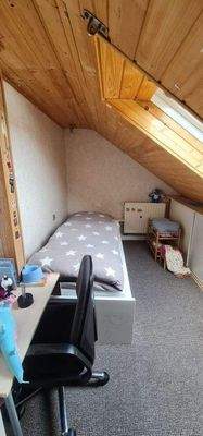 W2 Kinderzimmer 2 Wohnung DG.jpg