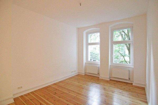 Geräumiges Schlafzimmer