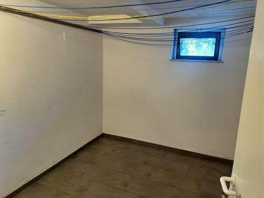 Keller Nr. 5, neuer Boden