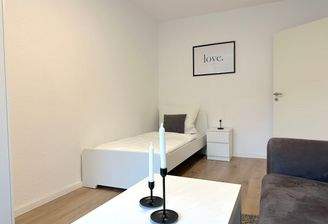 Helles WG-Zimmer Frankfurt