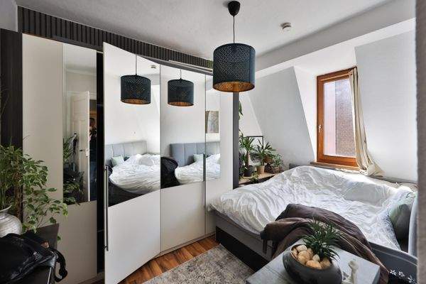 DG links Schlafzimmer