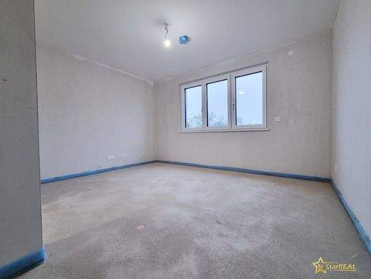 BEISPIEL: verkauftes Nebenhaus/Zimmer