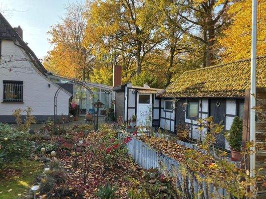 Schuppen zum Unterstellen aller Gartengeräte ect.