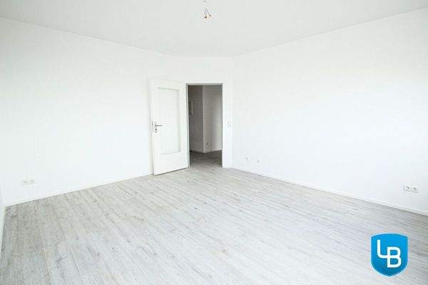 ..großzügig und lichtdurchflutet