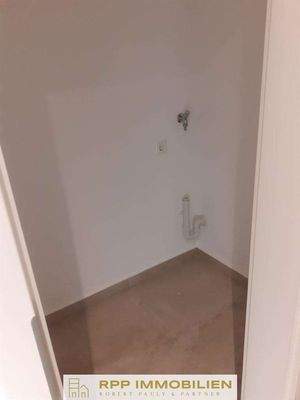 Abstellkammer mit WM-Anschluss