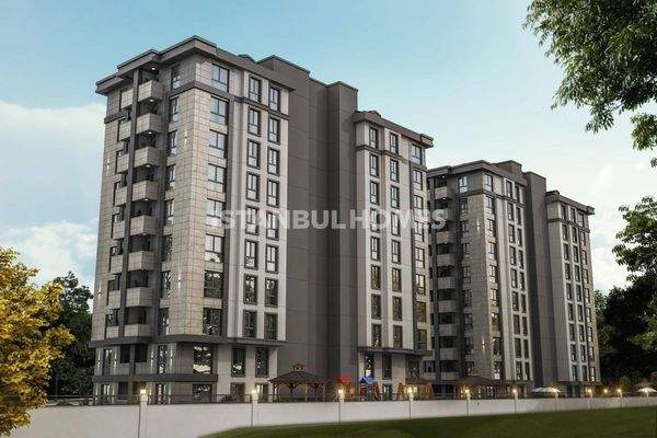 City-View Flats in a Complex with Pool and Gym in Eyupsultan Istanbul