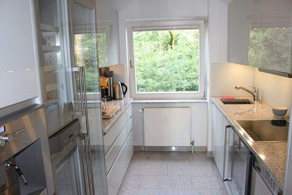 Küche mit Einbauten