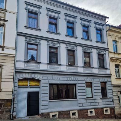 Fassade Straßenansicht.jpg
