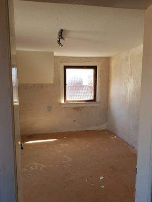 Zur  Renovierung  vorbereitet 