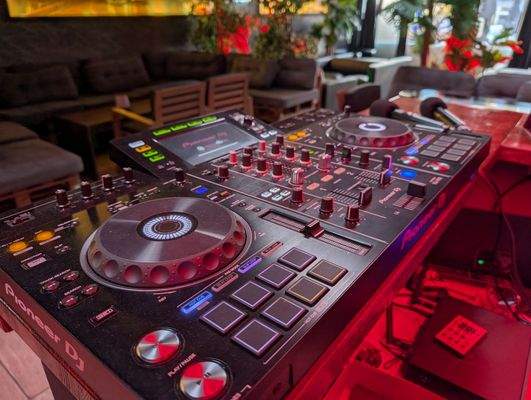 DJ-Pult.jpg