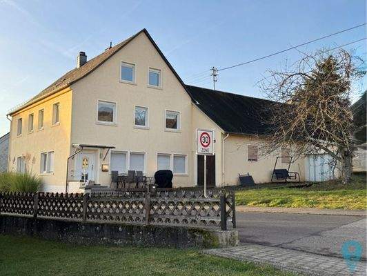 Außenansicht|Straßenseite