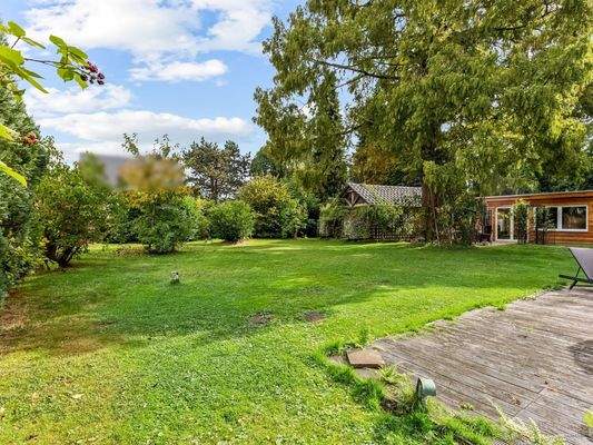 Grundstücksansicht 3