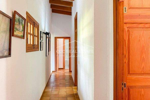 Flur zu den Schlafzimmern