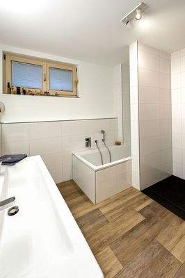 Badezimmer Bild 2