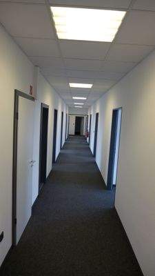 3. OG rechts Flur.JPG