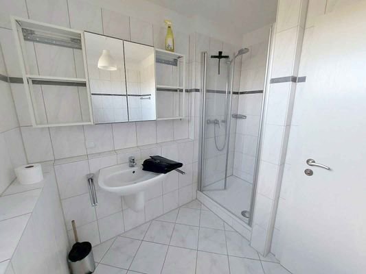 Badezimmer1.JPG