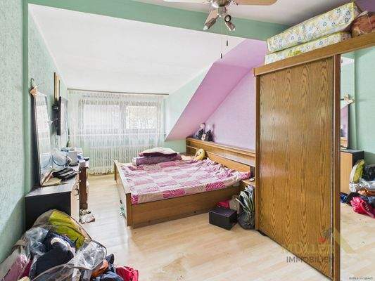 2. Schlafzimmer 2. OG