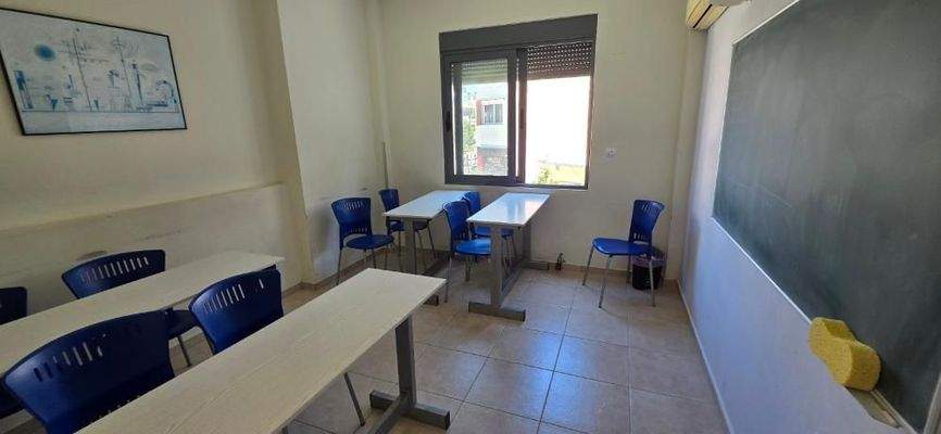 Kreta, Heraklion: Geschäftshaus im Stadtteil Atsalenio zu verkaufen