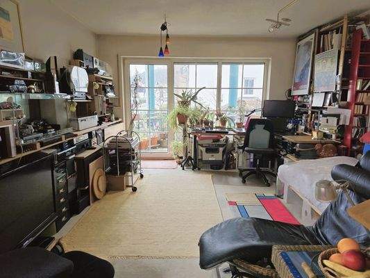 Wohnzimmer Blick Balkon