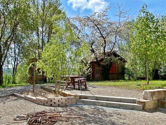 49-Gartenhaus mit Freisitz.JPG