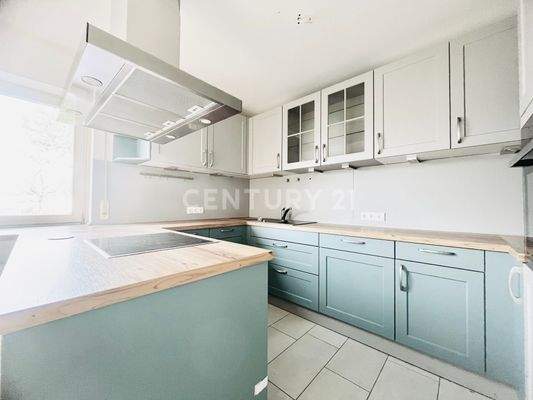 Kochinsel mit Abzugshaube - Alles im Griff!