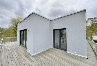 linker Terrassenbereich