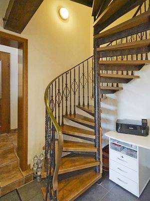 Treppe zum Dachgeschoss