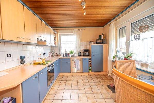 Küche (linke Haushälfte)