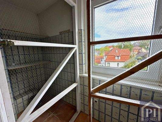 Abschließbarer Waschraum mit Fenster