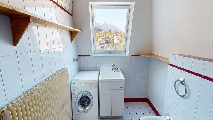 Lana-03222026_134155