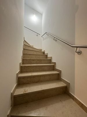 Treppen Garage zu EG